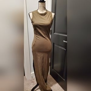 Sleeveless Tshirt Maxi Dress with Side Slit Size M Color Olive Drab